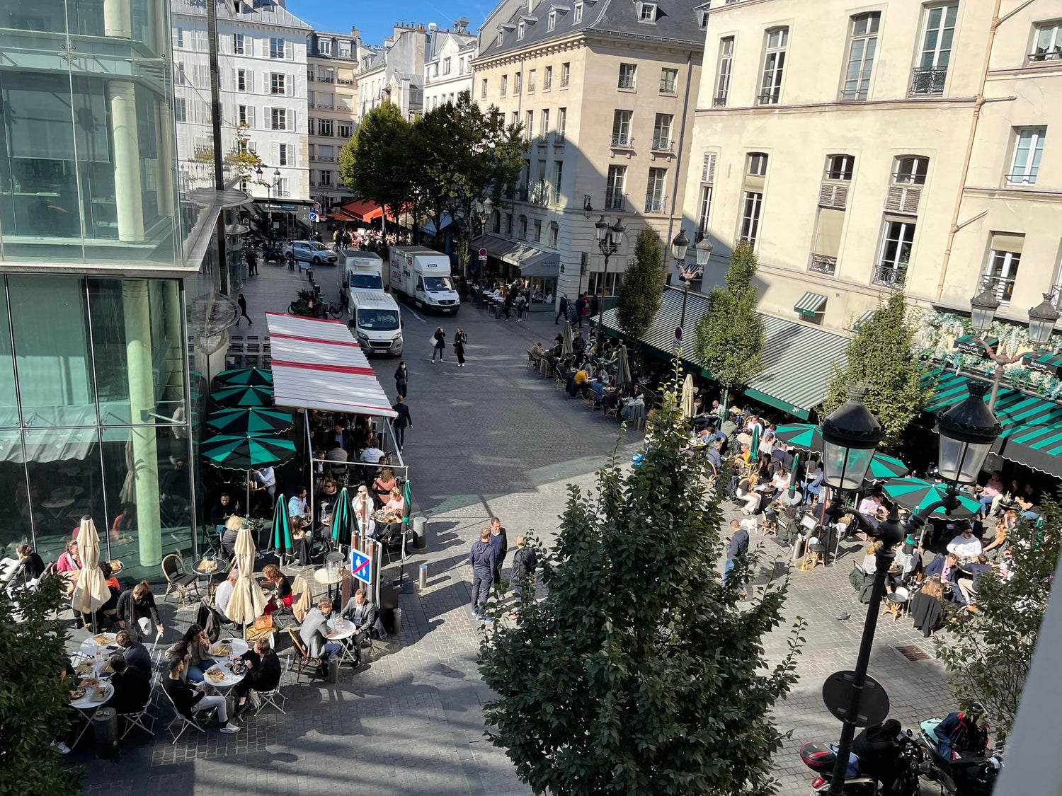 Place de marcher ou tout a commencer