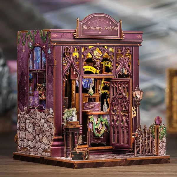 Book Nook Fantasy