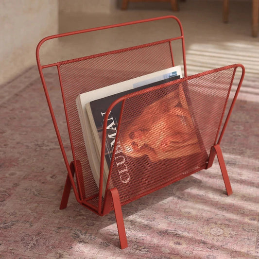 Porte revue métal design rouge