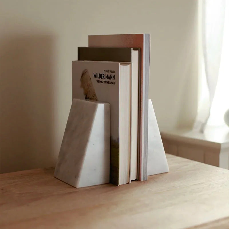 Serre livre marbre blanc